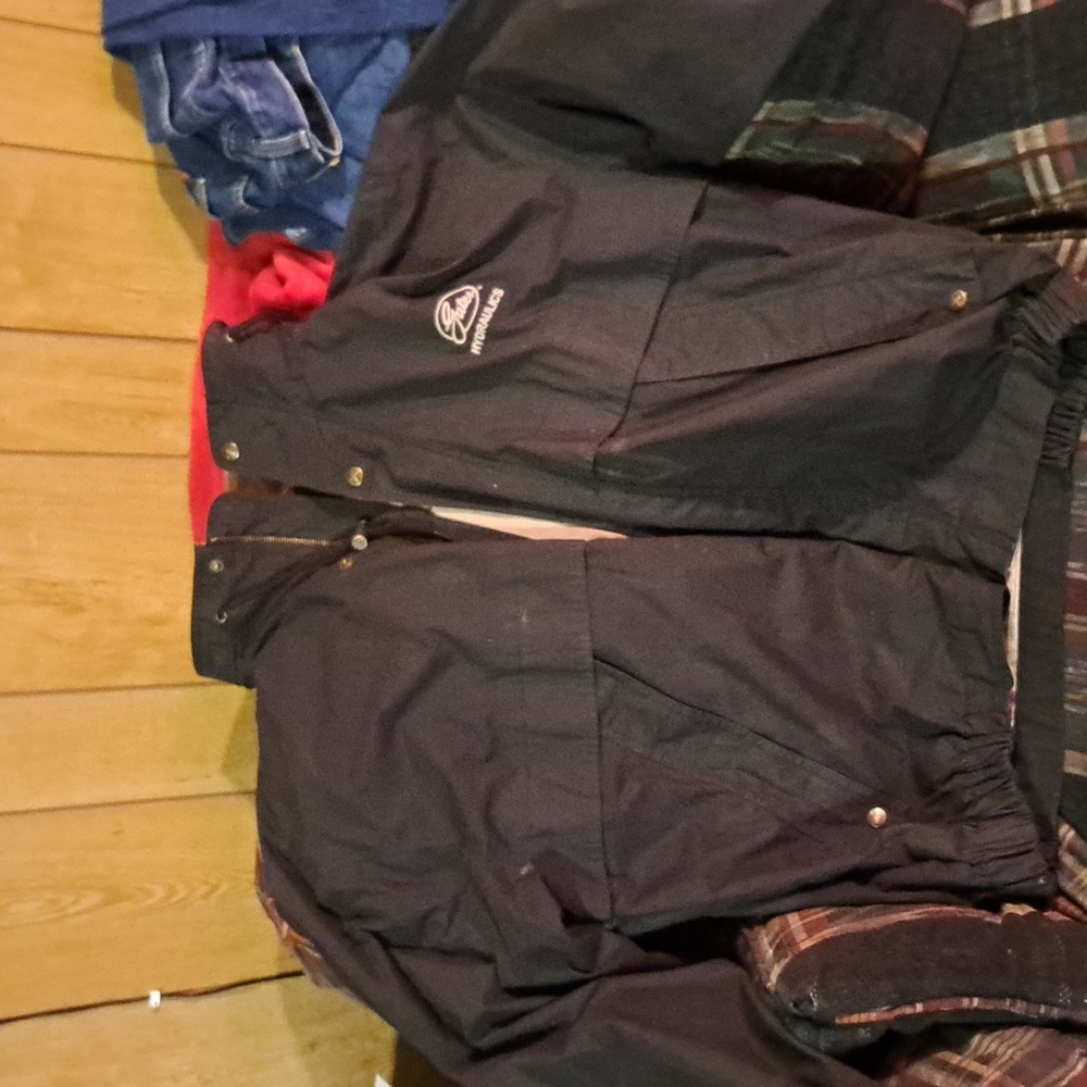 Size L men's sales persons product endorsement jacket. GATES HYDRAULICS
